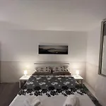 Casa Elena - Casa Vacanze Napoli Centro